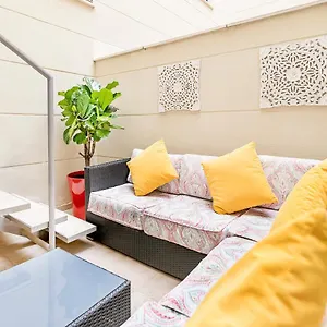 Maba/private Backyard/walk To Downtown/large Smart Tv Apartamento Málaga